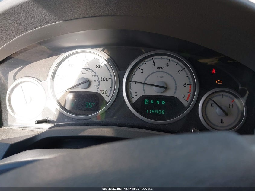 2A4RR2D13AR421739 2010 CHRYSLER TOWN & COUNTRY photo no. 7
