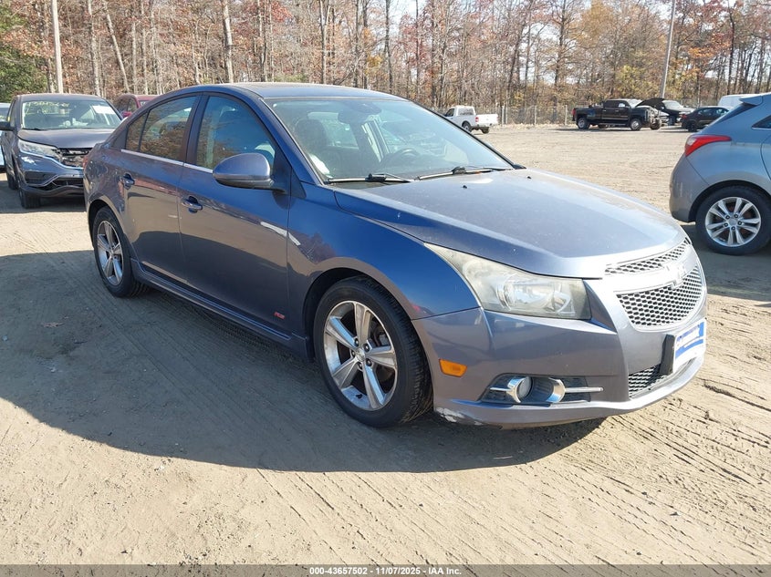 CHEVROLET CRUZE 2LT AUTO