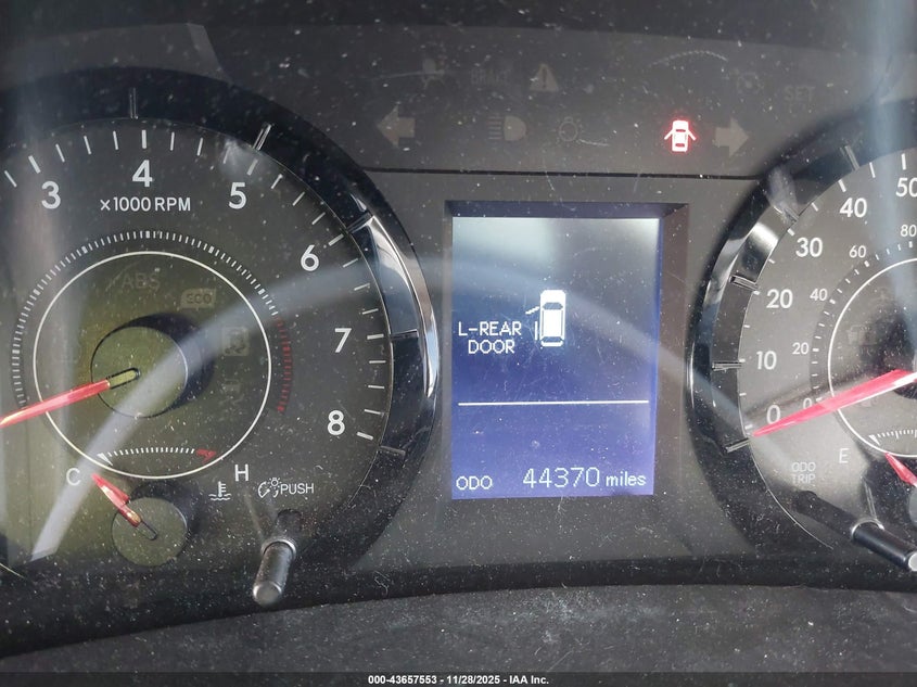 2016 Toyota Sienna Le 8 Passenger VIN: 5TDKK3DC3GS761122 Lot: 43657553