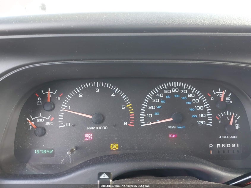 2000 Dodge Durango VIN: 1B4HR28Y5YF139836 Lot: 43657564