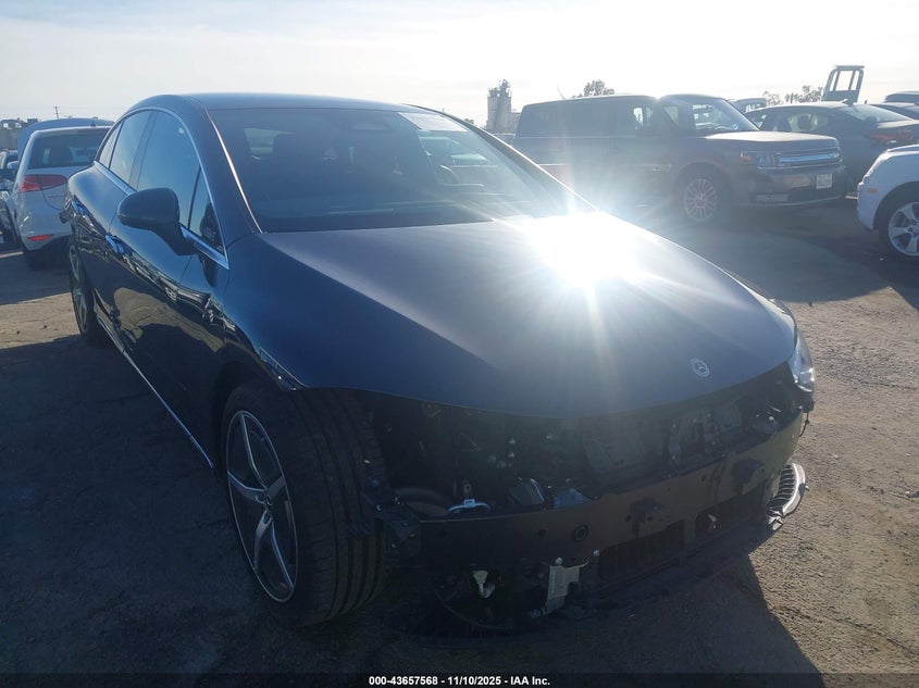 MERCEDES-BENZ EQE 350+