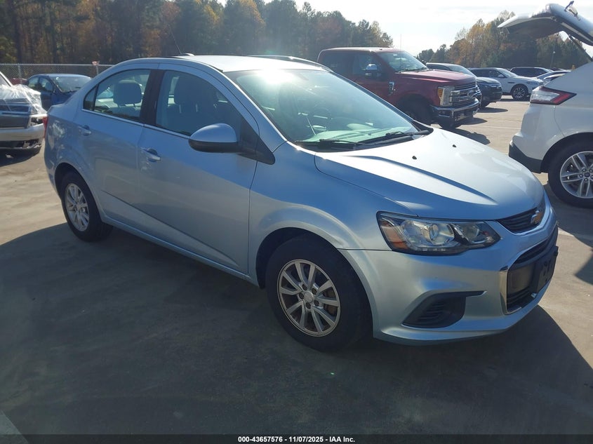 CHEVROLET SONIC LT AUTO