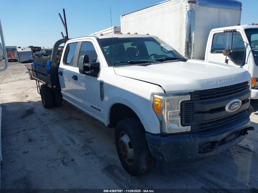 2017 Ford F-350 Chassis Xl VIN: 1FD8W3HT5HED52115 Lot: 43657597