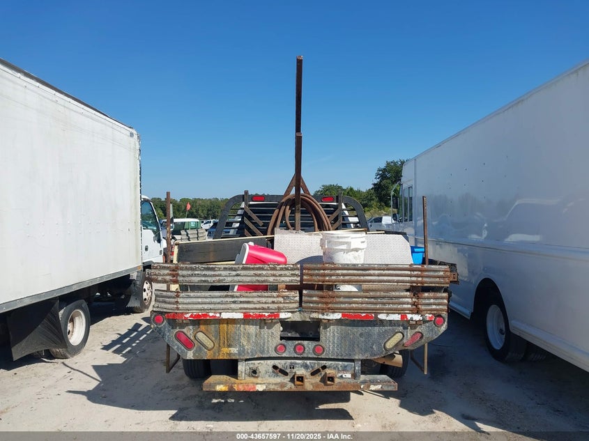 2017 Ford F-350 Chassis Xl VIN: 1FD8W3HT5HED52115 Lot: 43657597