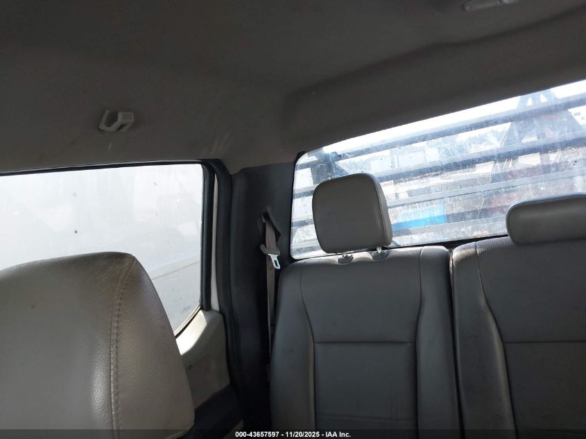 2017 Ford F-350 Chassis Xl VIN: 1FD8W3HT5HED52115 Lot: 43657597