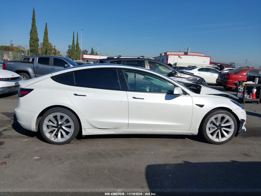 2022 Tesla Model 3 Rear-Wheel Drive VIN: 5YJ3E1EAXNF191151 Lot: 43657636