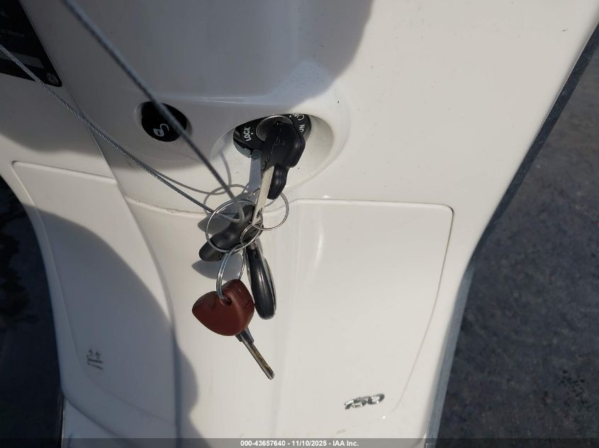 2022 Vespa Primavera/Sprint 150 VIN: ZAPM818G7N5905426 Lot: 43657640