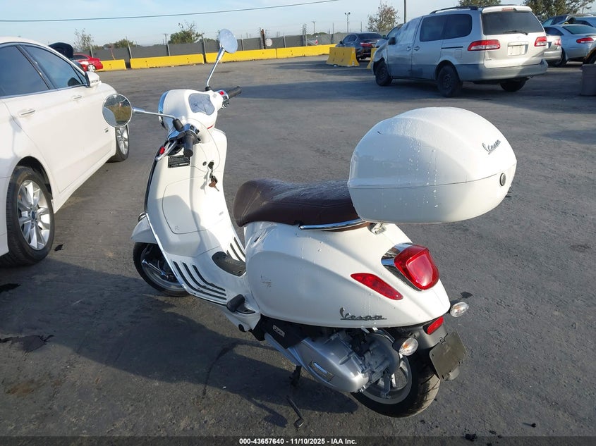 ZAPM818G7N5905426 2022 VESPA  photo no. 3