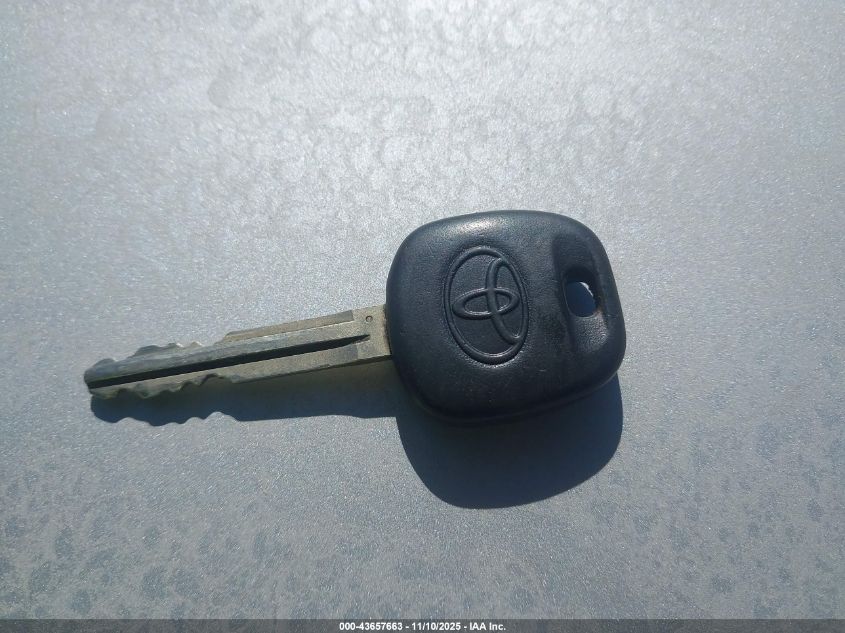 2005 Toyota Camry Xle V6 VIN: JTDBF30K450165051 Lot: 43657663