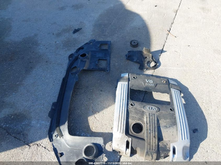 2005 Kia Amanti VIN: KNALD124655065255 Lot: 43657719