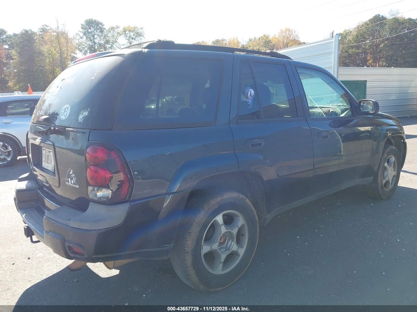 1GNDT13S962357483 2006 CHEVROLET TRAILBLAZER photo no. 4