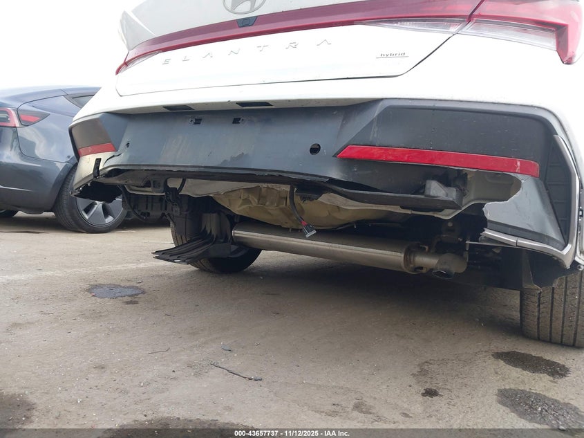 2024 HYUNDAI ELANTRA HYBRID LIMITED KMHLN4DJ3RU103441