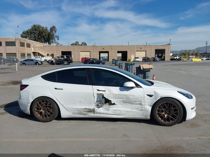 2021 Tesla Model 3 Long Range Dual Motor All-Wheel Drive VIN: 5YJ3E1EB7MF048424 Lot: 43657752