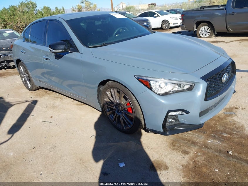 INFINITI Q50 RED SPORT 400