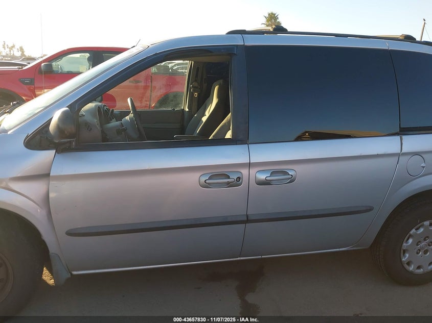 2003 Chrysler Voyager Lx VIN: 1C4GJ45393B133094 Lot: 43657830