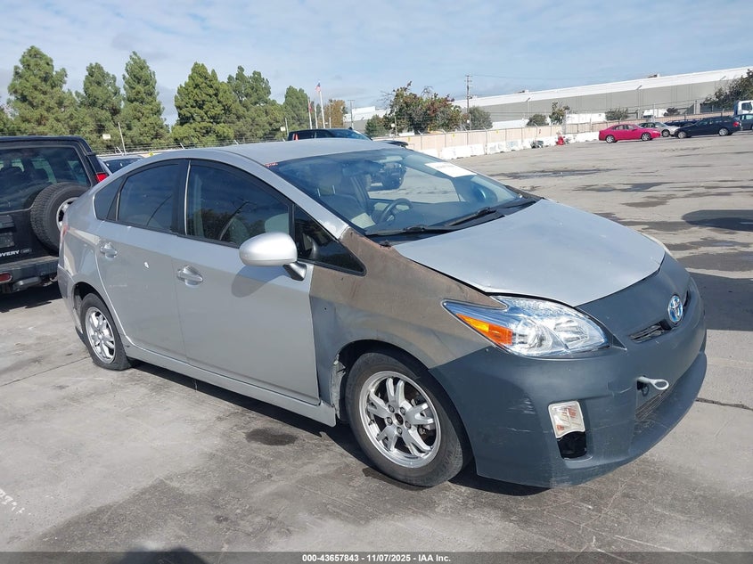 TOYOTA PRIUS III