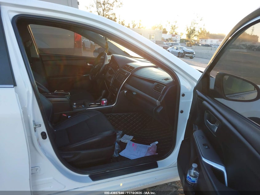 2016 TOYOTA CAMRY SE 4T1BF1FK0GU502656