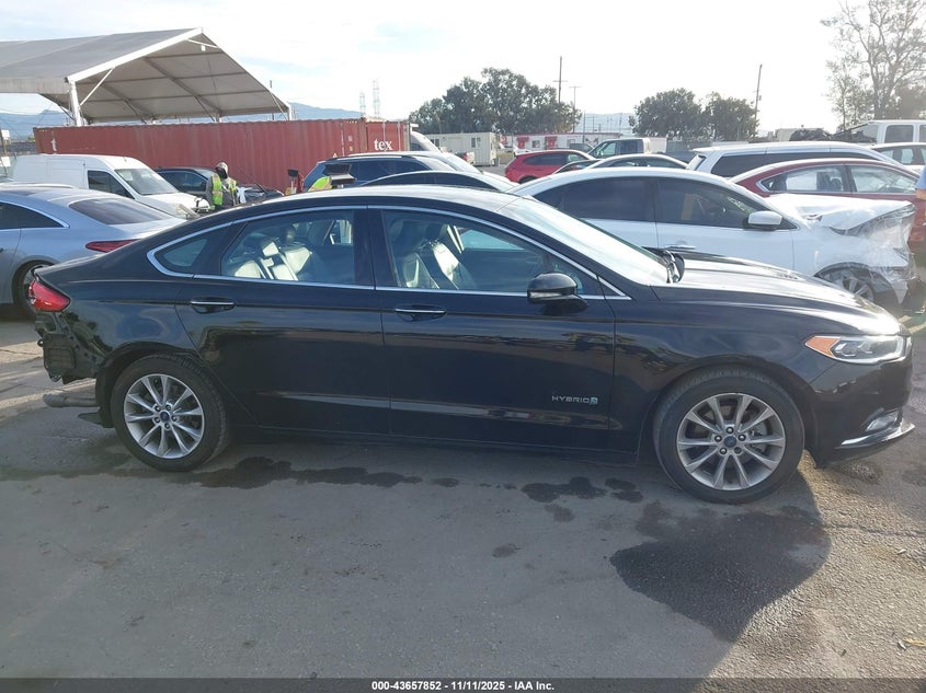 2017 Ford Fusion Hybrid Se VIN: 3FA6P0LU2HR131288 Lot: 43657852