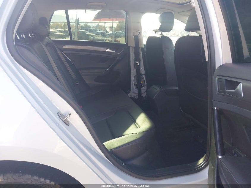 2020 VOLKSWAGEN GOLF 1.4T TSI 3VWG57AU1LM011436