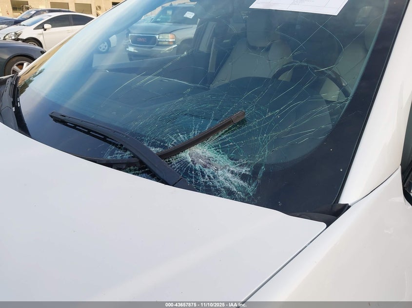 2012 GMC Acadia Denali VIN: 1GKKVTED8CJ198529 Lot: 43657875