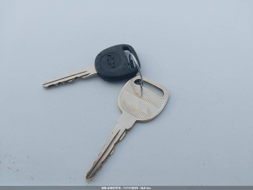 2003 Chevrolet Tahoe Ls VIN: 1GNEC13V23R114535 Lot: 43657876