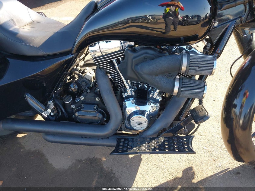 2013 Harley-Davidson Flhx Street Glide VIN: 1HD1KBM19DB666053 Lot: 43657892