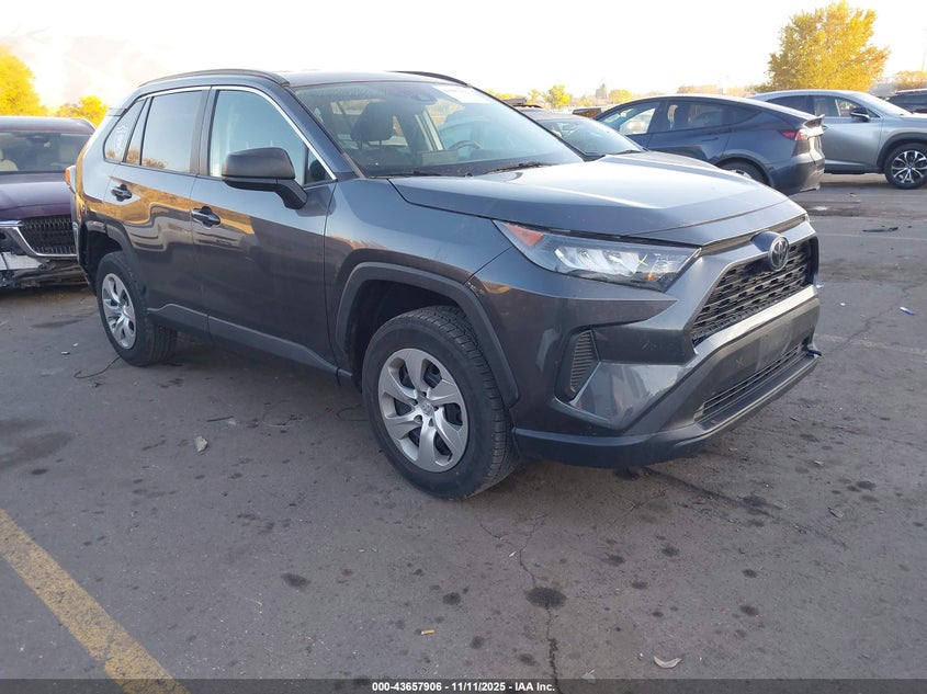 TOYOTA RAV4 LE