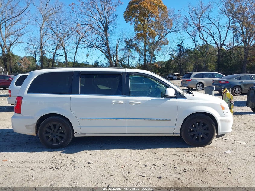 2013 Chrysler Town & Country Touring VIN: 2C4RC1BGXDR653221 Lot: 43657909