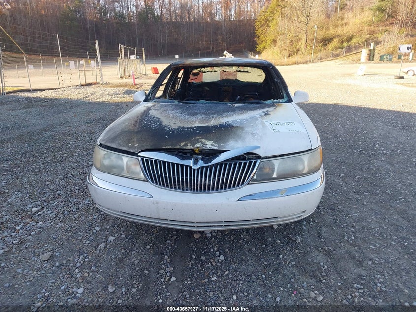 1998 Lincoln Continental VIN: 1LNLM97V3WY602890 Lot: 43657927