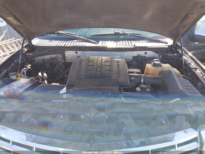 2008 Lincoln Navigator VIN: 5LMFU28568LJ21421 Lot: 43657946