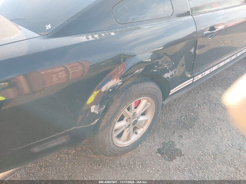 2007 Ford Mustang VIN: 1ZVFT80N675284367 Lot: 43657947