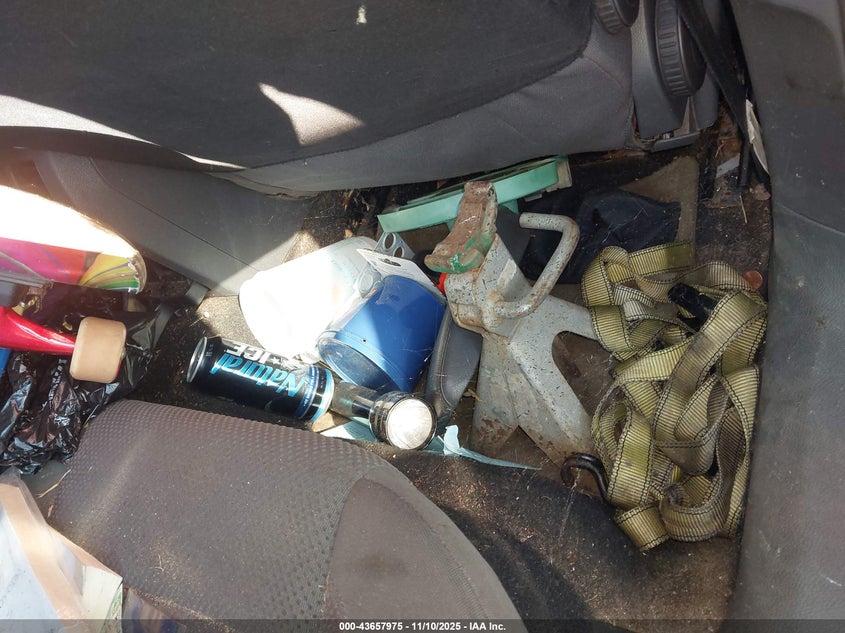 2007 Volkswagen Rabbit 4-Door VIN: WVWDS71K27W235706 Lot: 43657975