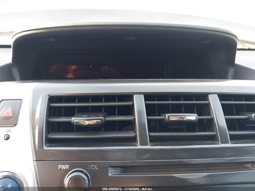 JTDZN3EU0EJ005710 2014 TOYOTA PRIUS V (+) photo no. 15