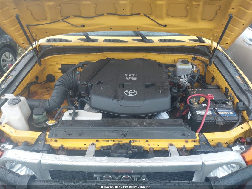 2008 Toyota Fj Cruiser VIN: JTEBU11F98K003318 Lot: 43658087