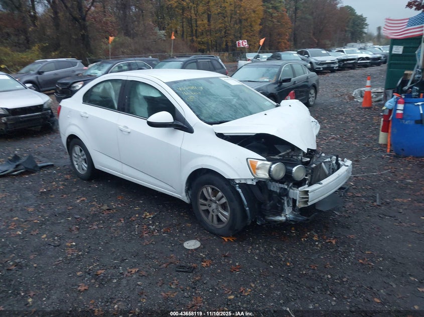 CHEVROLET SONIC LT AUTO