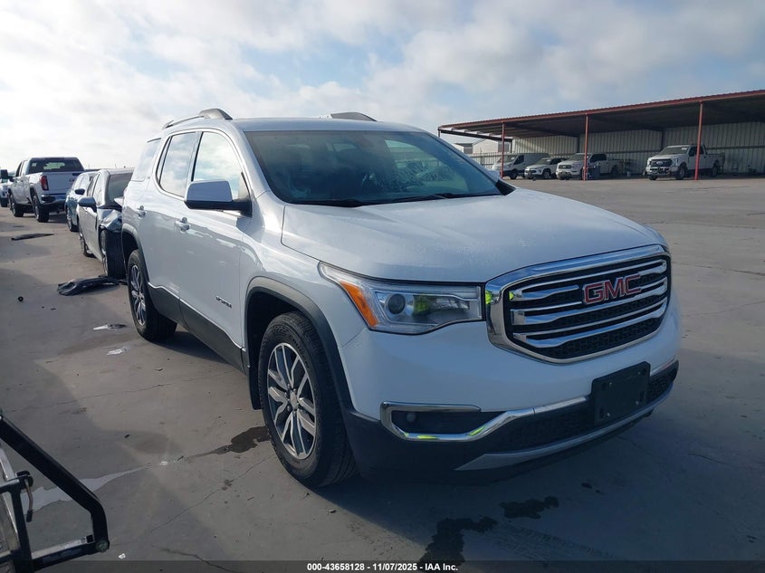 GMC ACADIA SLE-2