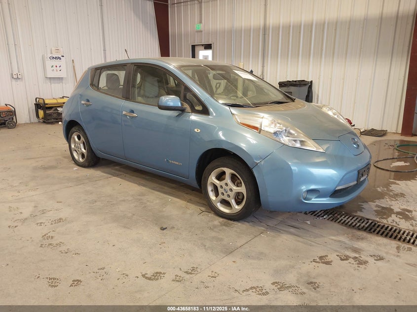 NISSAN LEAF SL