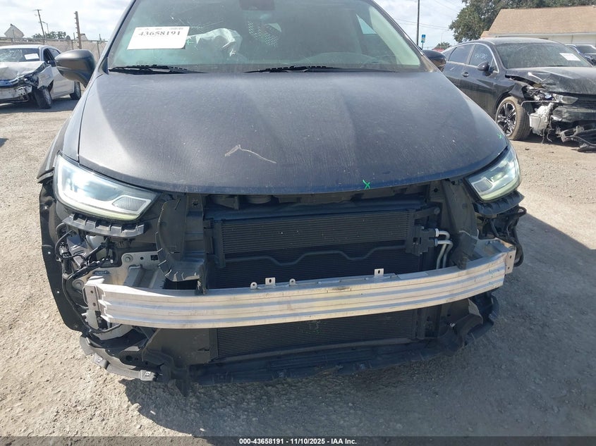 2022 Chrysler Pacifica Touring L VIN: 2C4RC1BG8NR109849 Lot: 43658191