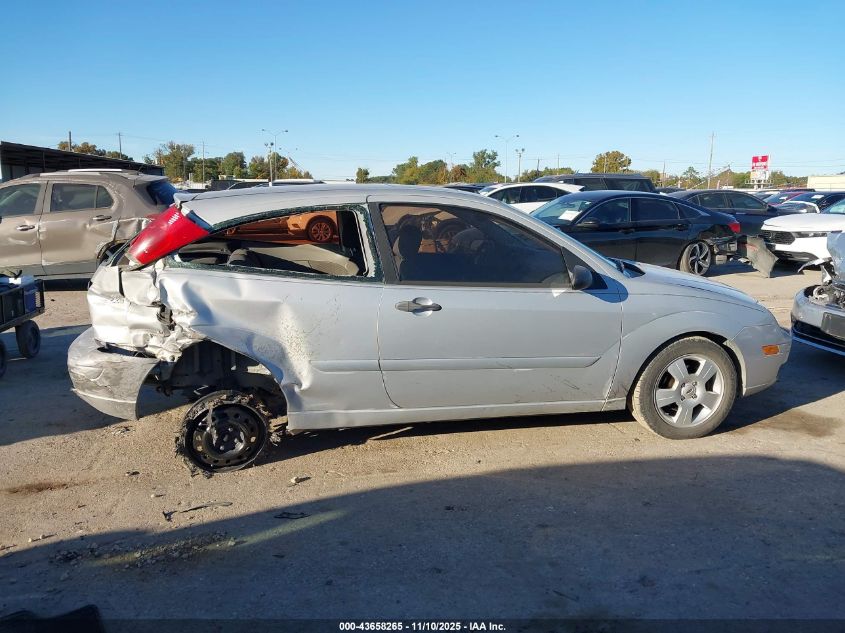 2005 Ford Focus Zx3 VIN: 3FAHP31N35R146237 Lot: 43658265
