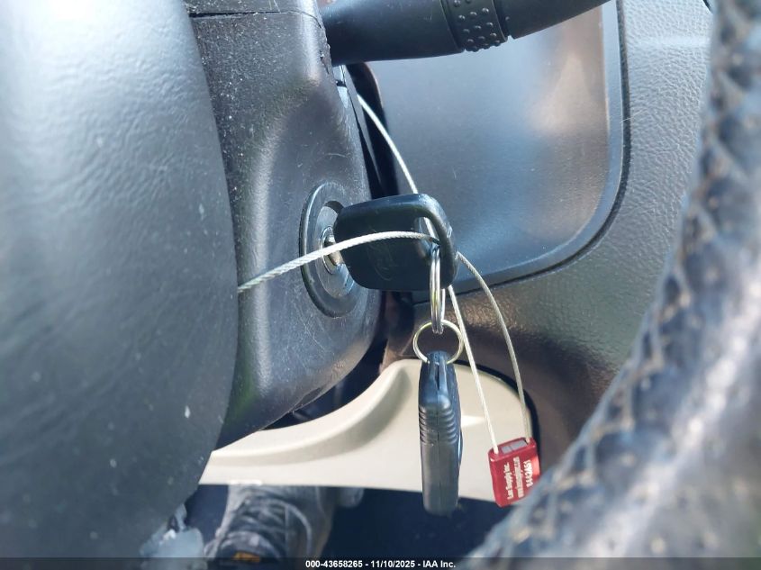 2005 Ford Focus Zx3 VIN: 3FAHP31N35R146237 Lot: 43658265