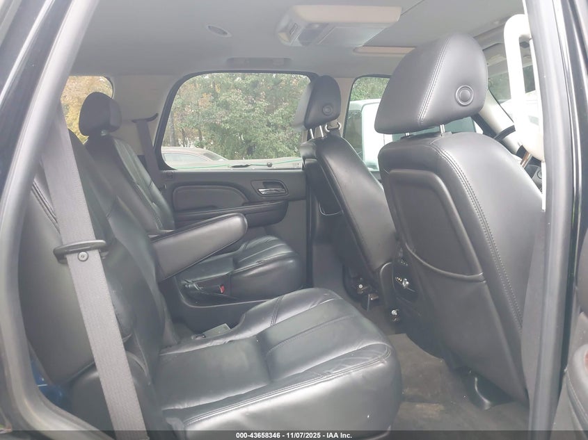 2007 GMC Yukon Denali VIN: 1GKFK63857J369423 Lot: 43658346