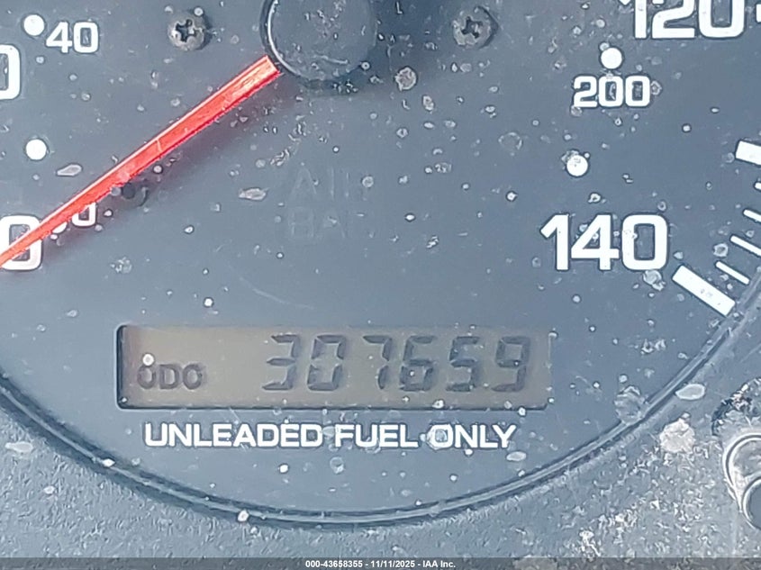 1998 Nissan Maxima Gle/Gxe/Se VIN: JN1CA21D8WM917392 Lot: 43658355