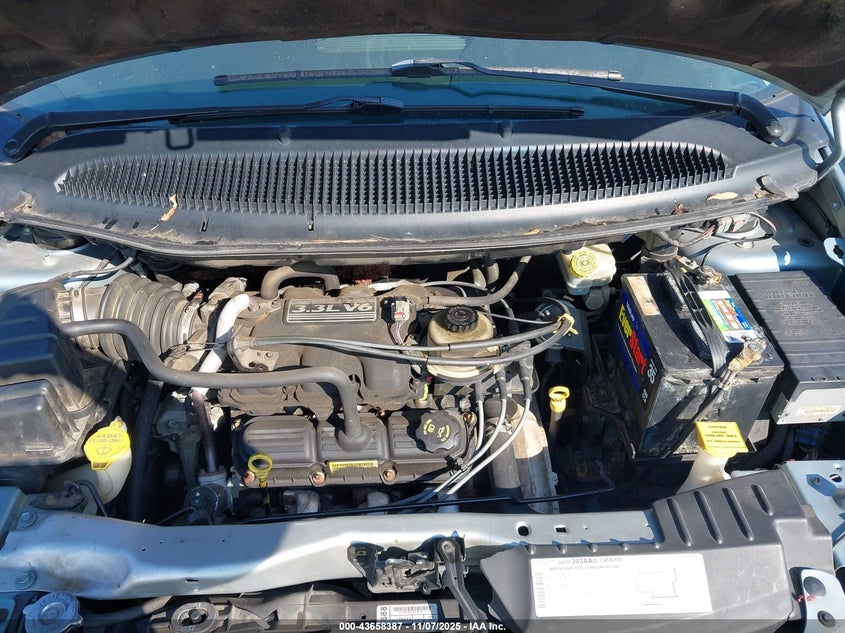 2005 Chrysler Town & Country VIN: 1C4GP45R35B387325 Lot: 43658387