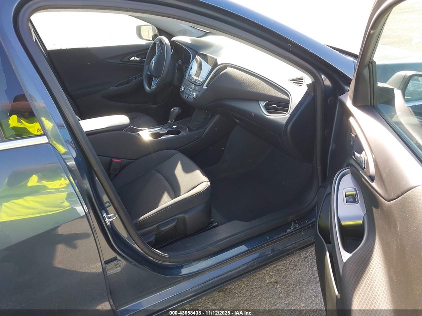 1G1ZC5ST6KF182184 2019 CHEVROLET MALIBU photo no. 5
