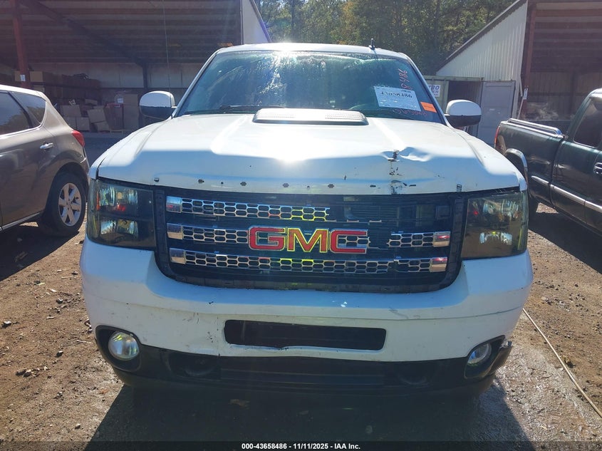 2012 GMC Sierra 2500Hd Denali VIN: 1GT125E84CF208037 Lot: 43658486