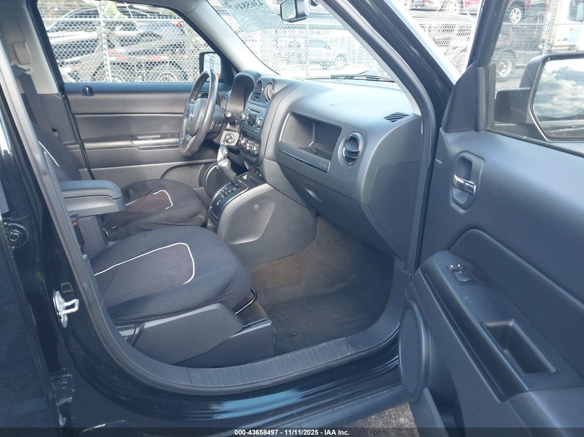 1C4NJRFB2GD595971 2016 JEEP LIBERTY (PATRIOT) photo no. 5