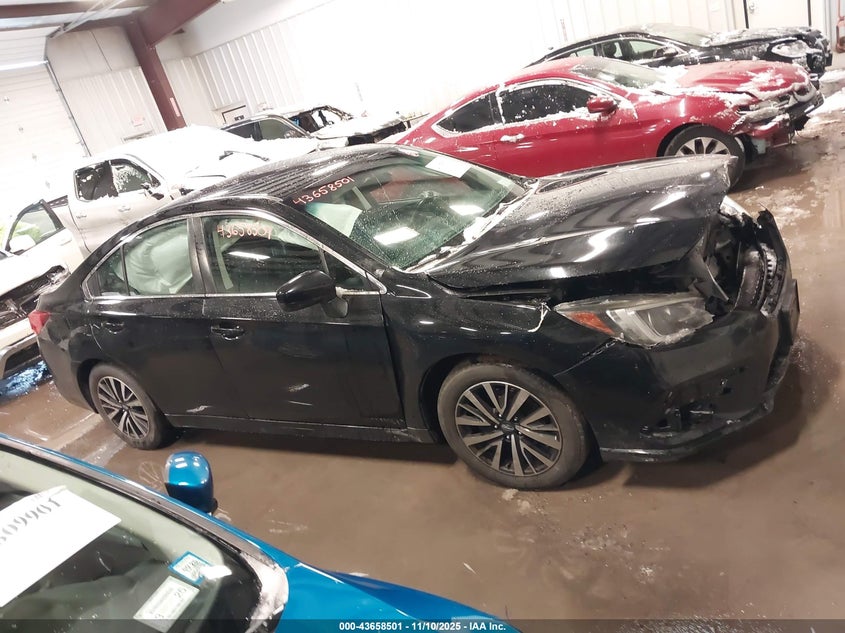 2018 Subaru Legacy 2.5I Premium VIN: 4S3BNAC6XJ3034611 Lot: 43658501