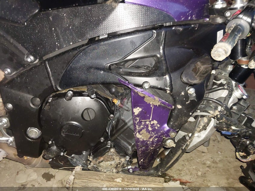 2011 Yamaha Yzfr1 VIN: JYARN23E4BA011412 Lot: 43658516