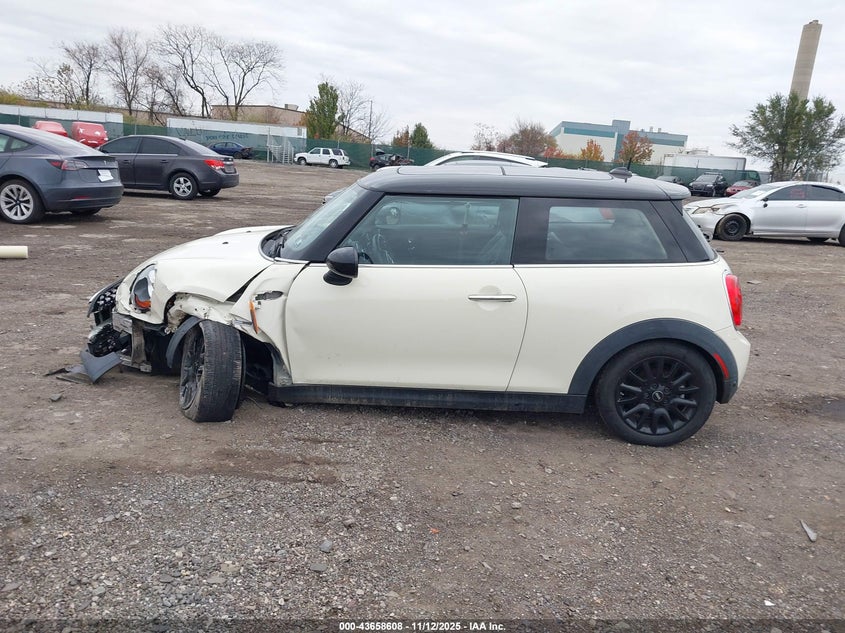 2018 Mini Hardtop Cooper/Oxford Edition VIN: WMWXP5C50J2G64223 Lot: 43658608