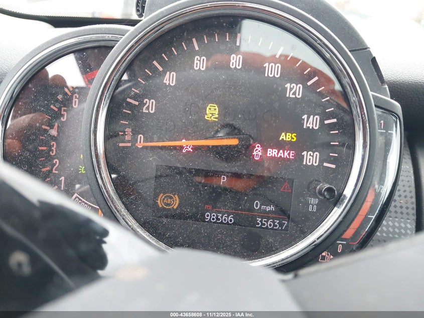 2018 Mini Hardtop Cooper/Oxford Edition VIN: WMWXP5C50J2G64223 Lot: 43658608